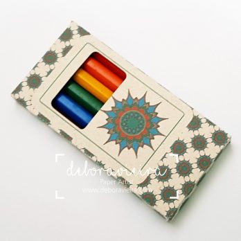 Caixa Mini Lapis de Cor Debora Vieira 2 348x348 -